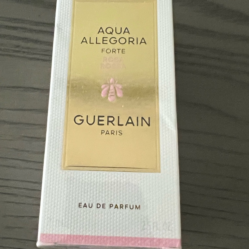 NIB Guerlain Eau de Perfume Spray
